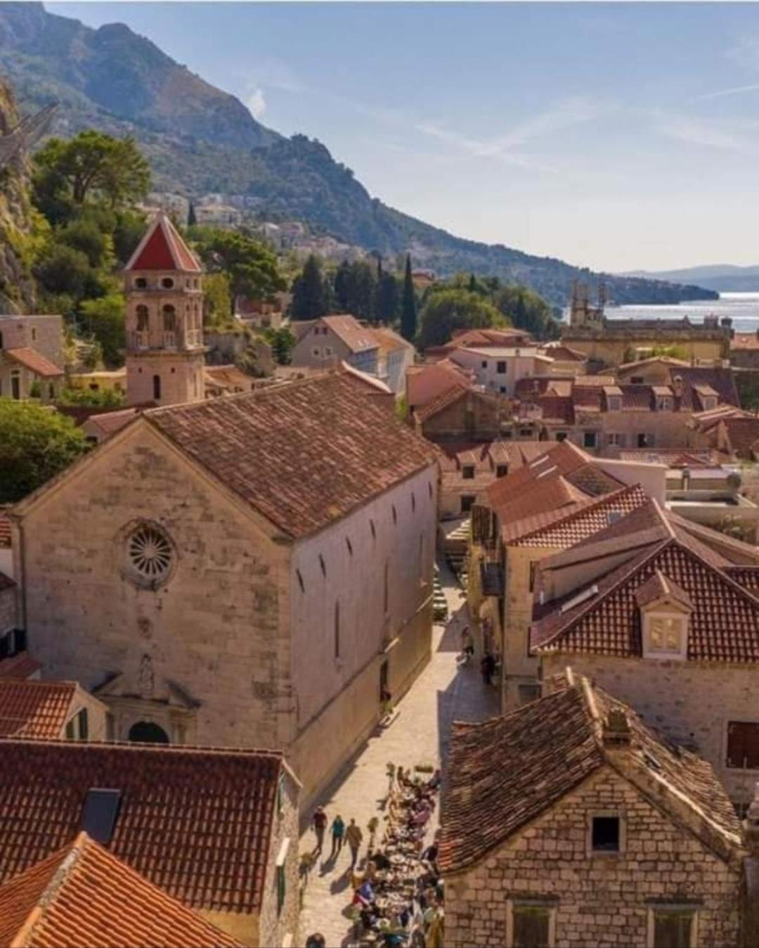 Apartmani Anita Omiš Exterior foto